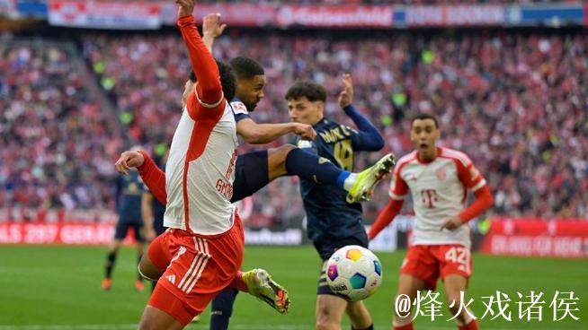 拜仁半场战平美因茨1-1，格纳布里助攻卡尔建功