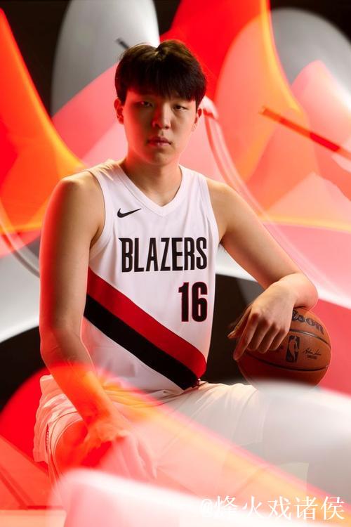 杨瀚森首次两双!攻防升级,篮下单打与体能全开,效率爆表! 杨瀚森首次两双!攻防升级,篮下单打与体能全开,效率爆表!